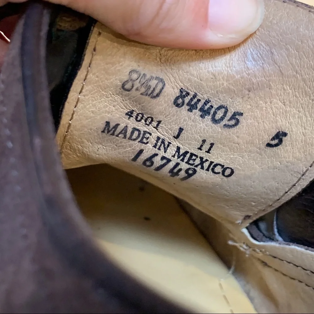 Frye Distressed Brown Suede Lace Up Oxfords, 8.5.